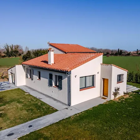 Domaine La Bergerie St Cyprien Internet 4 * Saint-Cyprien (Pyrenees-Orientales)
